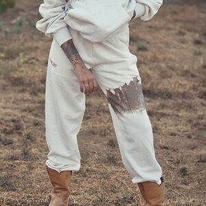 Wild Horse Sweatpants Darlin’ Brand Size Small